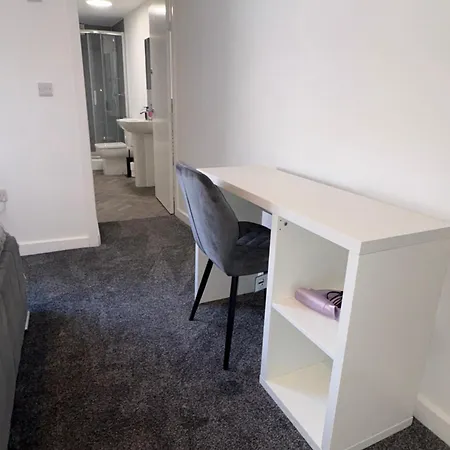Seaside Apartment *